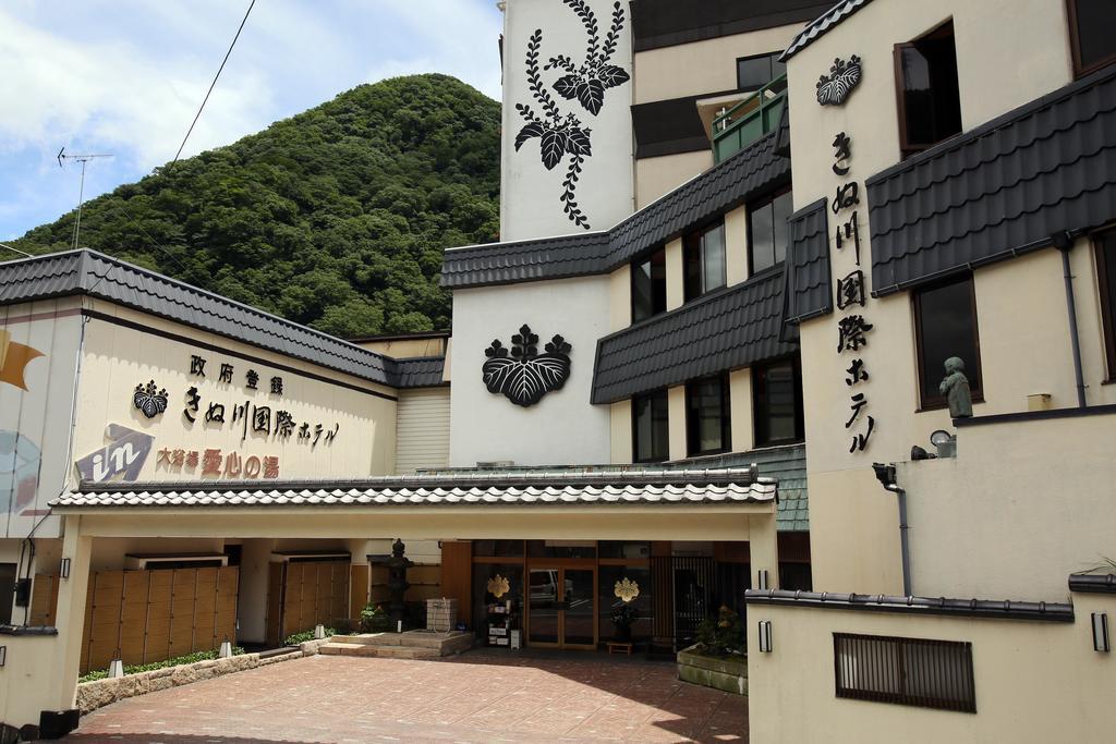 Kinugawa Kokusai Hotel Nikko Exterior photo