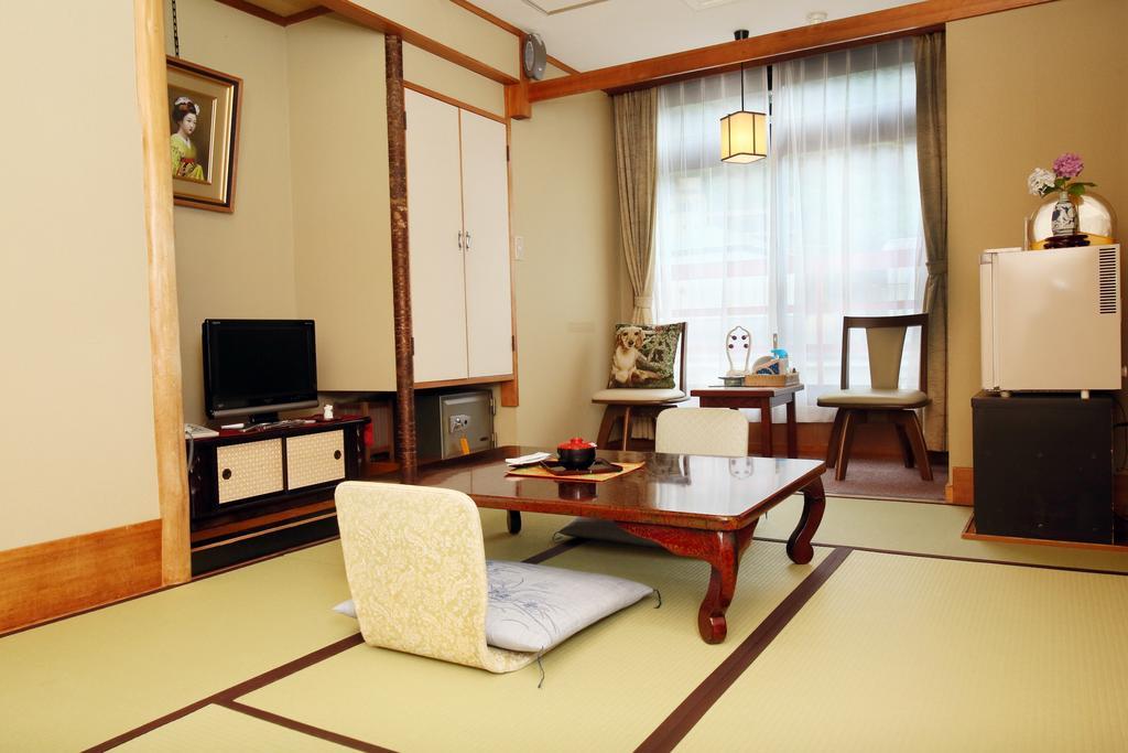 Kinugawa Kokusai Hotel Nikko Exterior photo